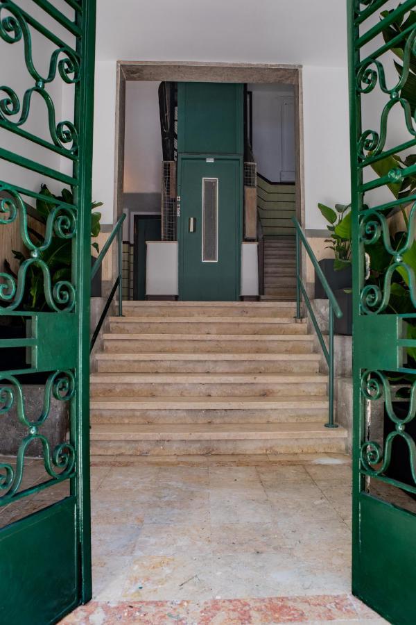 Succeed Campo Pequeno Guest House Lisbon Exterior photo
